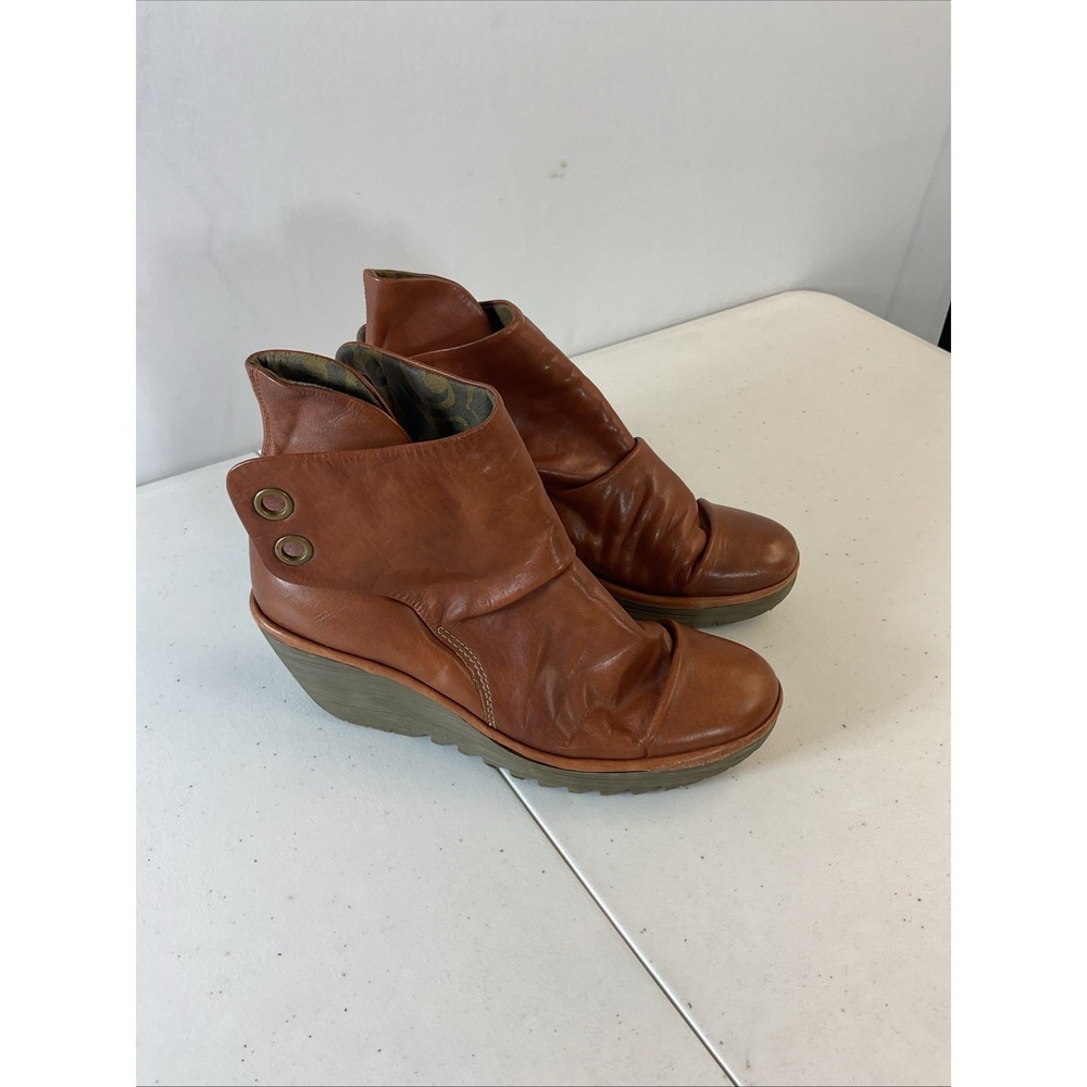 Fly London Yama Women's 9.5 EU 41 Brown Leather Wedge Ankle Boots Lace Back‎